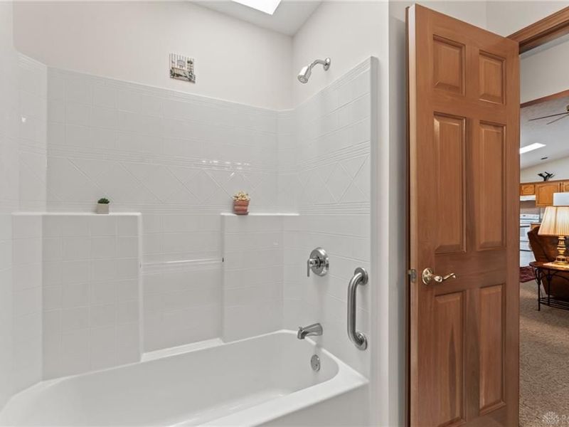 7855 N Brad Bloomer Road, Bradford, OH 45308 Photo 37