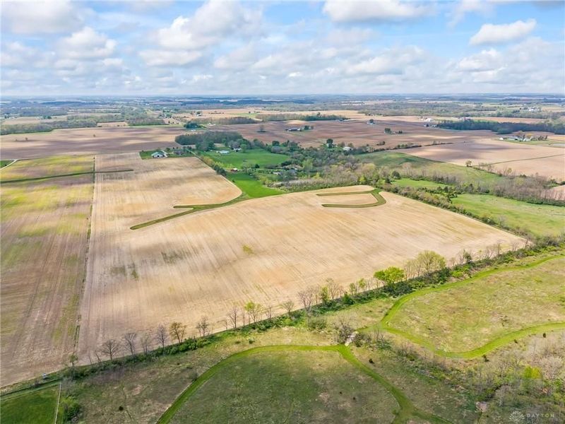 7855 N Brad Bloomer Road, Bradford, OH 45308 Photo 6