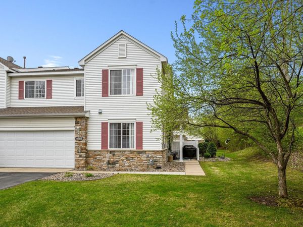 4685 Blaine Avenue , Unit 805, Inver Grove Heights, MN 55076