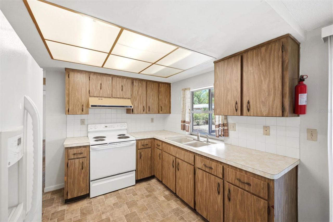 8739 Lido Lane , Port Richey, FL 34668 Photo