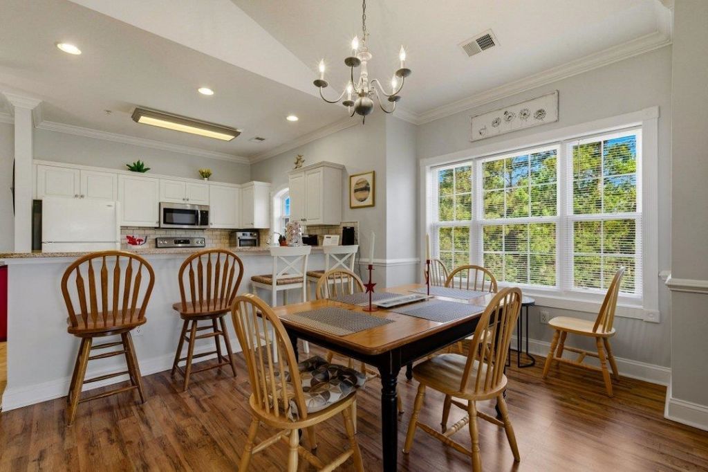 109 South Shore Blvd. Photo 8