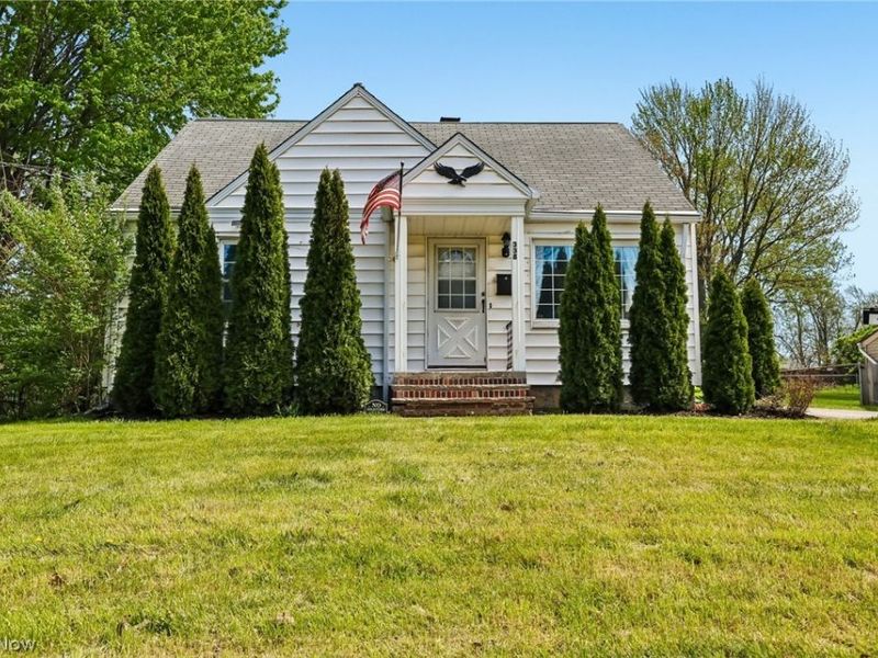 338 N Rocky River Drive, Berea, OH 44017 Photo 1
