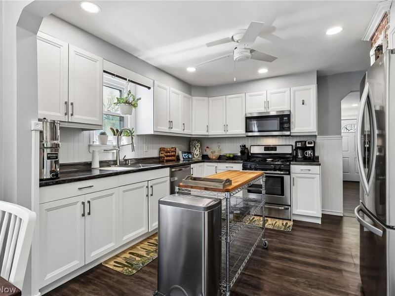 338 N Rocky River Drive, Berea, OH 44017 Photo 13