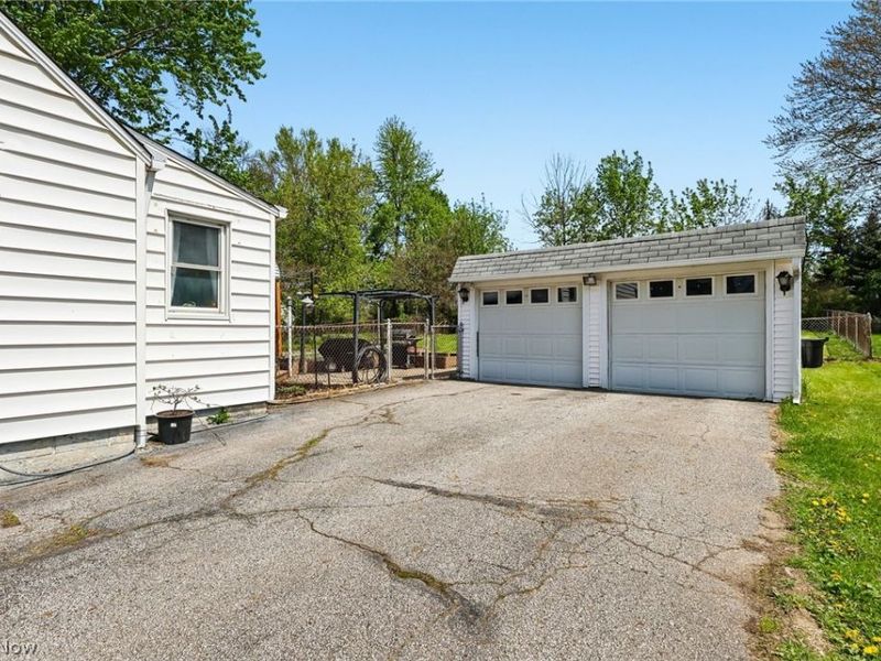 338 N Rocky River Drive, Berea, OH 44017 Photo 36