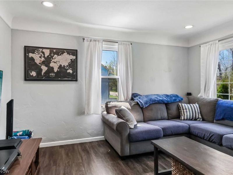 338 N Rocky River Drive, Berea, OH 44017 Photo 8