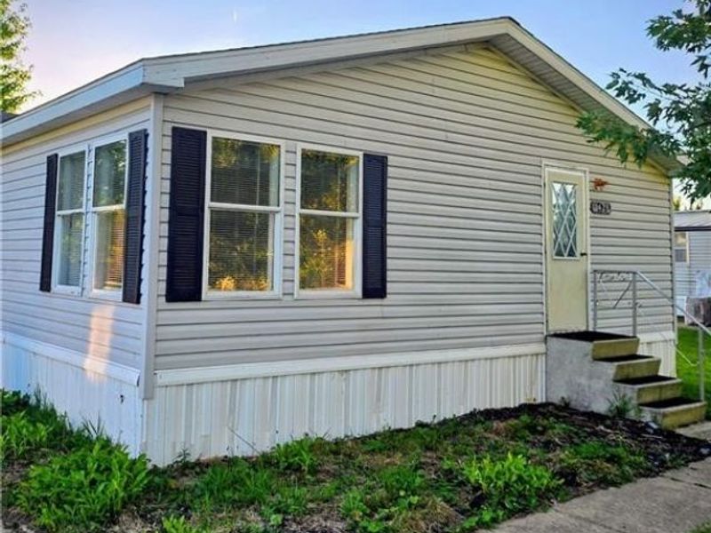 1426 Lancelot Drive, Streetsboro, OH 44241 Photo 1