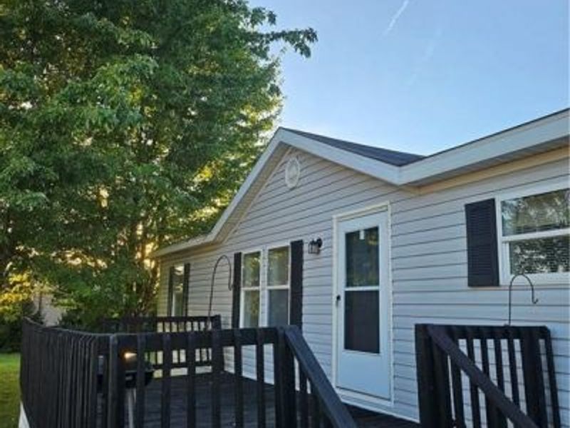 1426 Lancelot Drive, Streetsboro, OH 44241 Photo 2