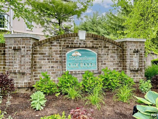 108 Demarest Lane, MONTVALE, NJ 07645