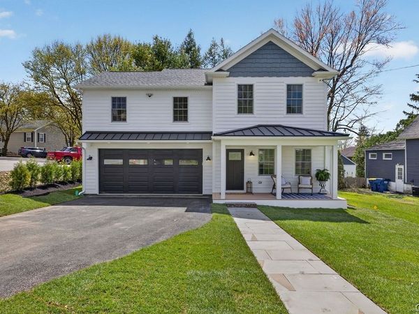 26 E Elizabeth Street , Skaneateles, NY 13152