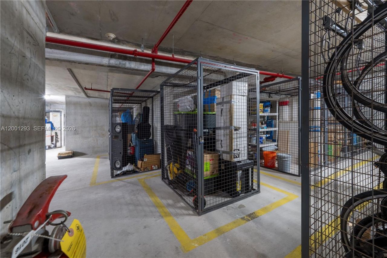 90 SW 3rd St , Unit 2116, Miami, FL 33130 Photo