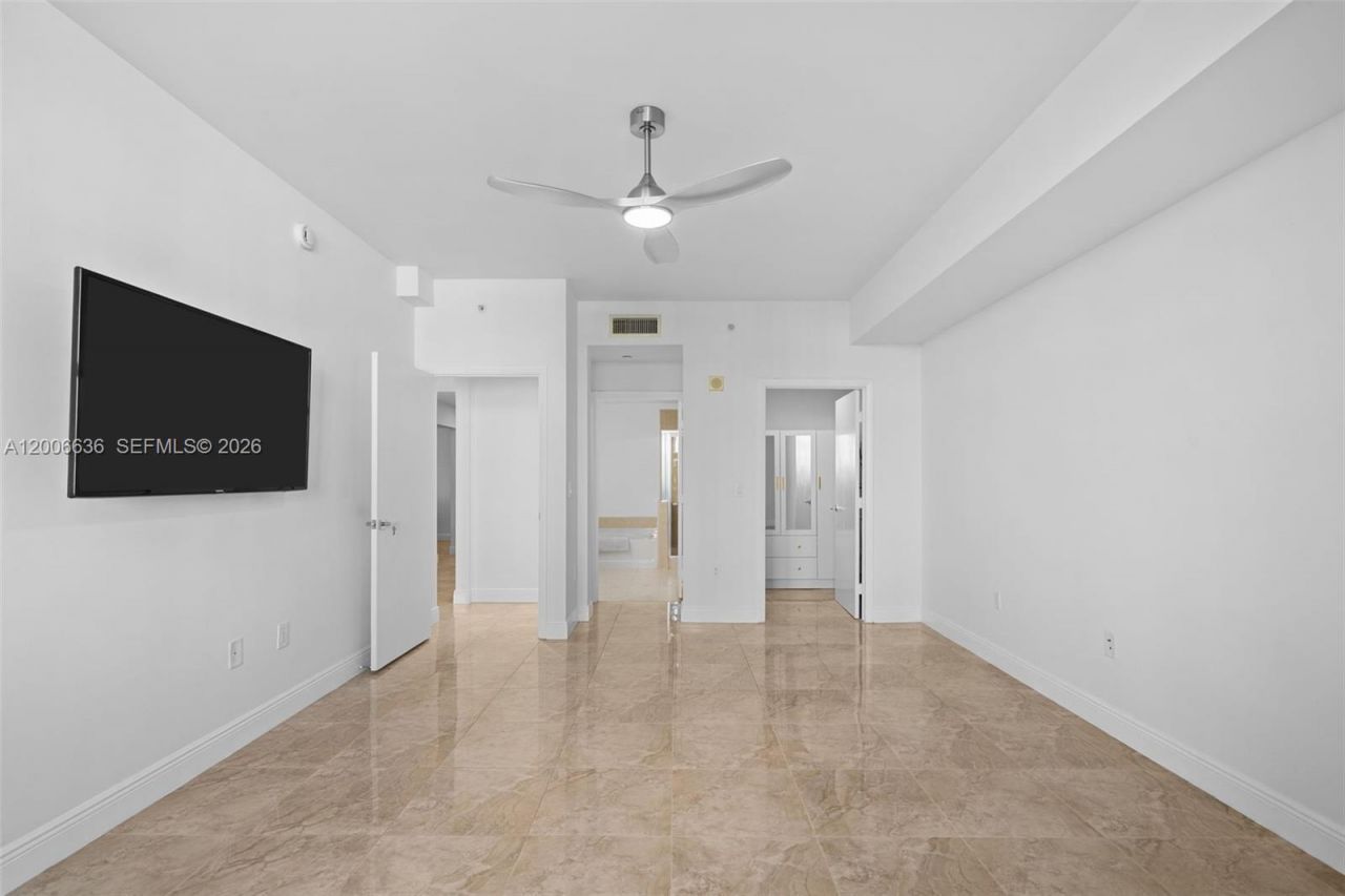 3340 NE 190th St , Unit 403, Aventura, FL 33180 Photo