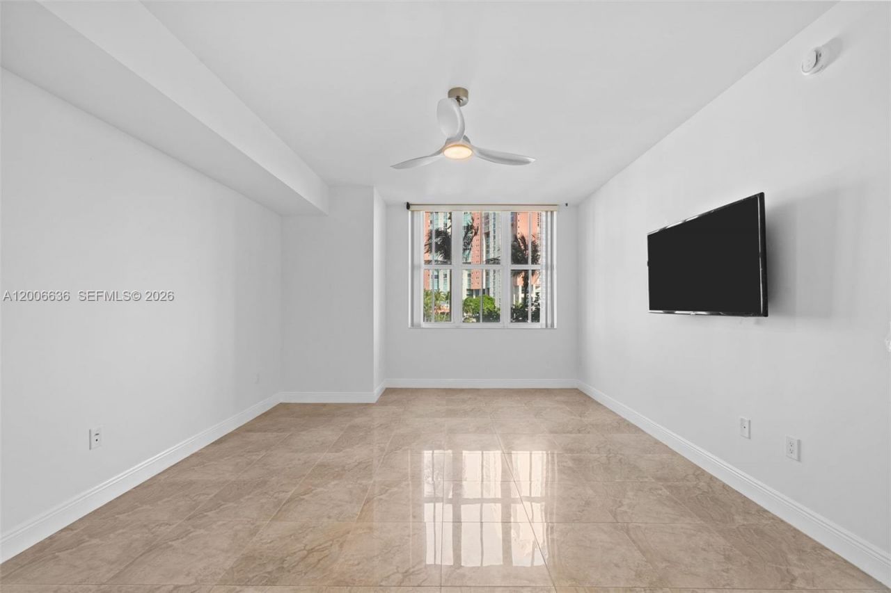 3340 NE 190th St , Unit 403, Aventura, FL 33180 Photo