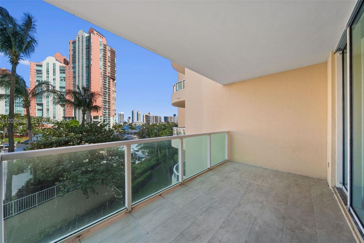 3340 NE 190th St , Unit 403, Aventura, FL 33180 Photo