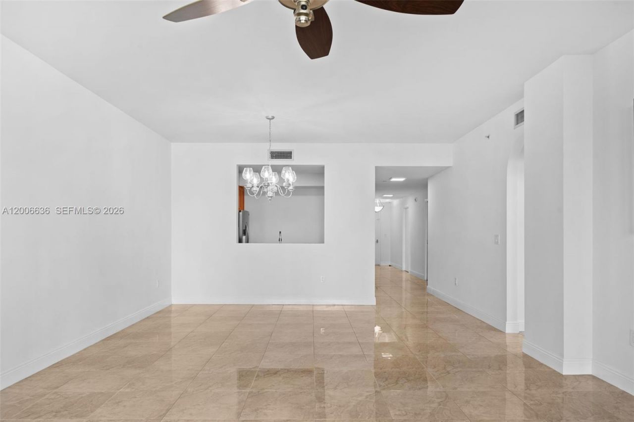 3340 NE 190th St , Unit 403, Aventura, FL 33180 Photo