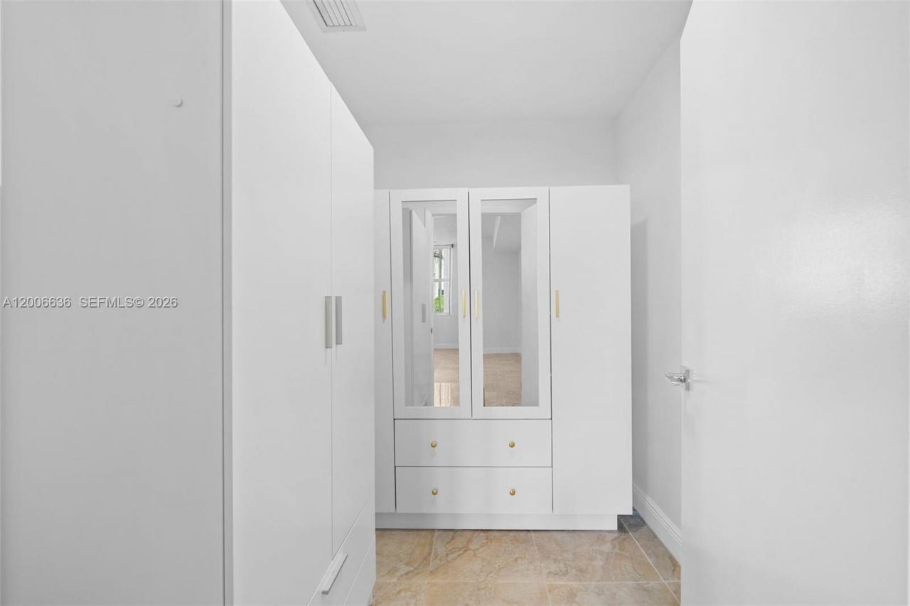 3340 NE 190th St , Unit 403, Aventura, FL 33180 Photo