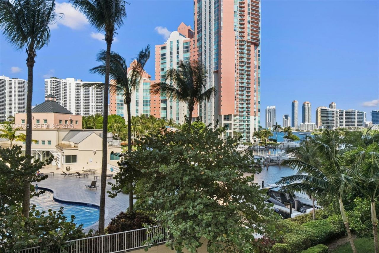 3340 NE 190th St , Unit 403, Aventura, FL 33180 Photo