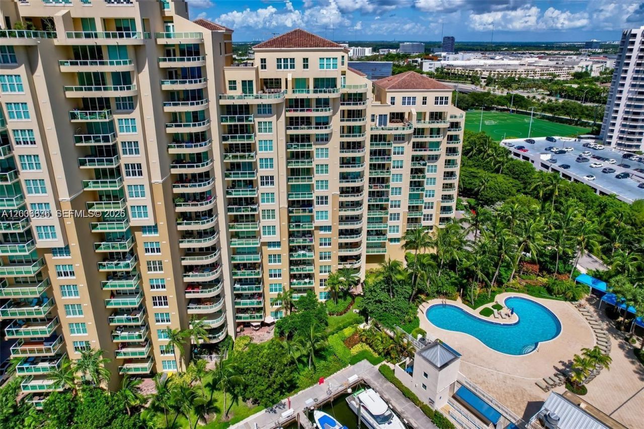 3340 NE 190th St , Unit 403, Aventura, FL 33180 Photo