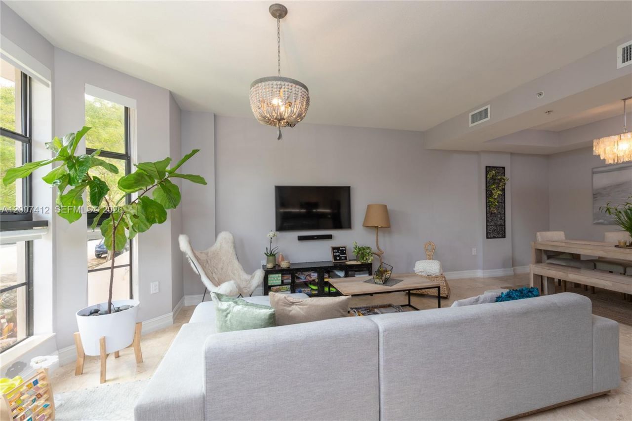 1650 Galiano St, Unit TH14, Coral Gables, FL 33134 Photo