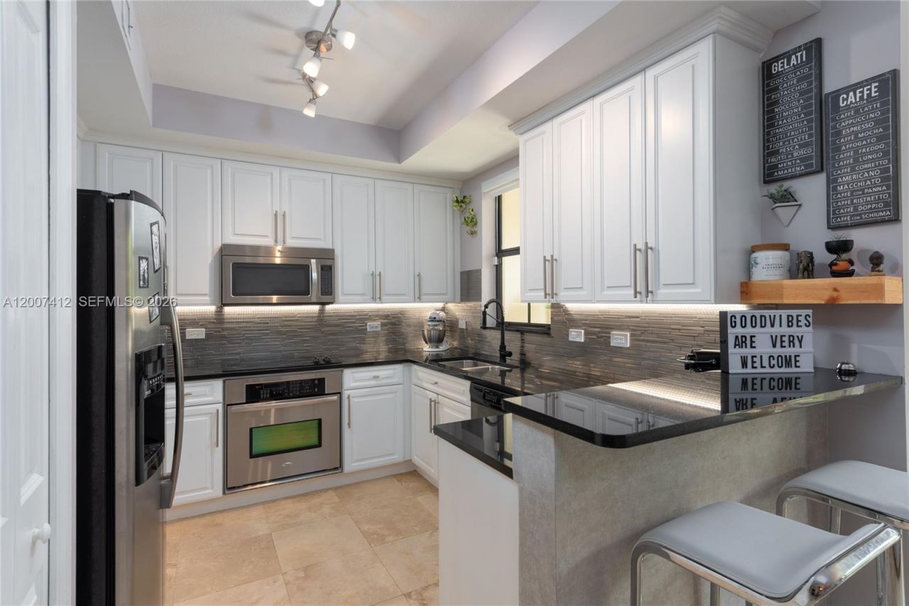 1650 Galiano St, Unit TH14, Coral Gables, FL 33134 Photo