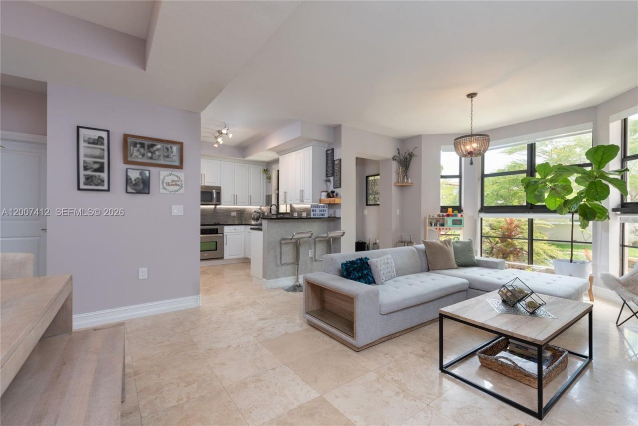 1650 Galiano St, Unit TH14, Coral Gables, FL 33134 Photo