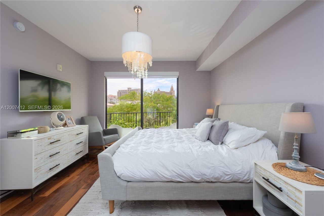 1650 Galiano St, Unit TH14, Coral Gables, FL 33134 Photo