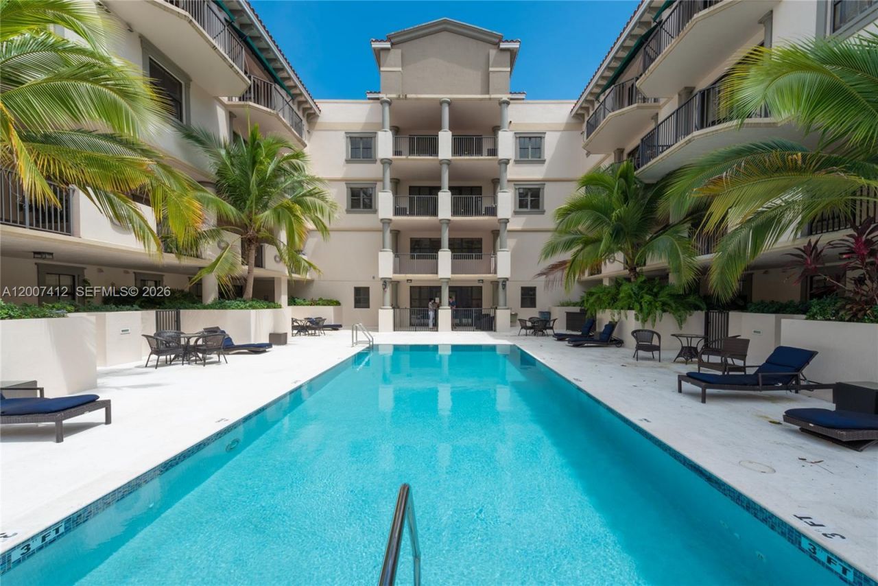 1650 Galiano St, Unit TH14, Coral Gables, FL 33134 Photo