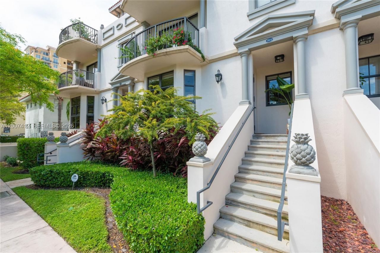 1650 Galiano St, Unit TH14, Coral Gables, FL 33134 Photo
