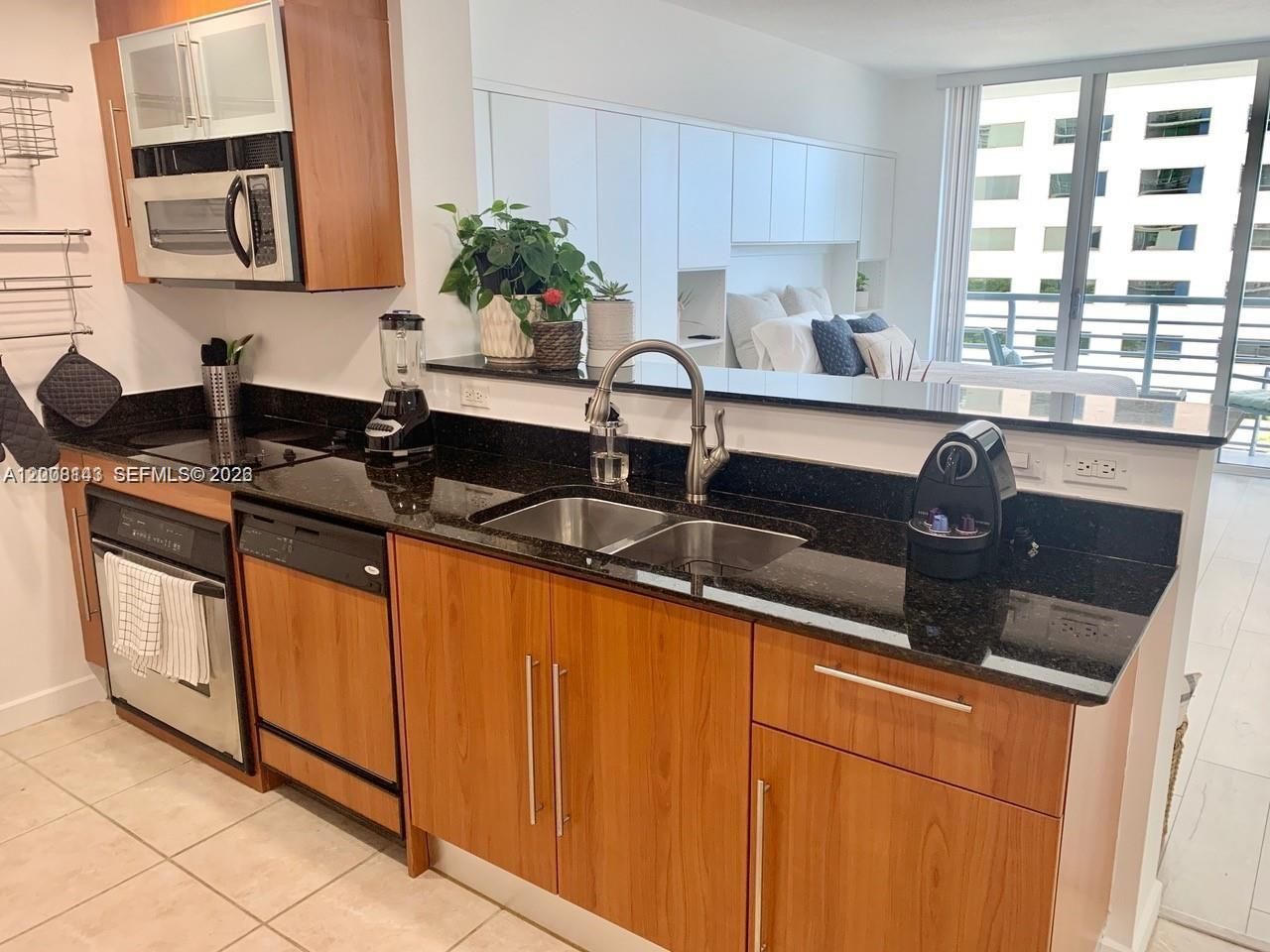 335 S Biscayne Blvd, Unit 1106, Miami, FL 33131 Photo