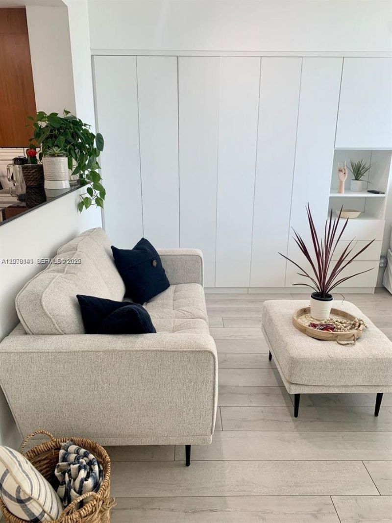 335 S Biscayne Blvd, Unit 1106, Miami, FL 33131 Photo