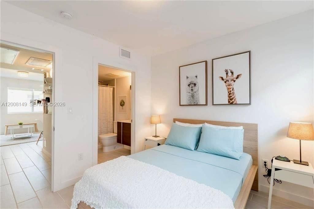 740 Meridian Ave, Unit 14, Miami Beach, FL 33139 Photo