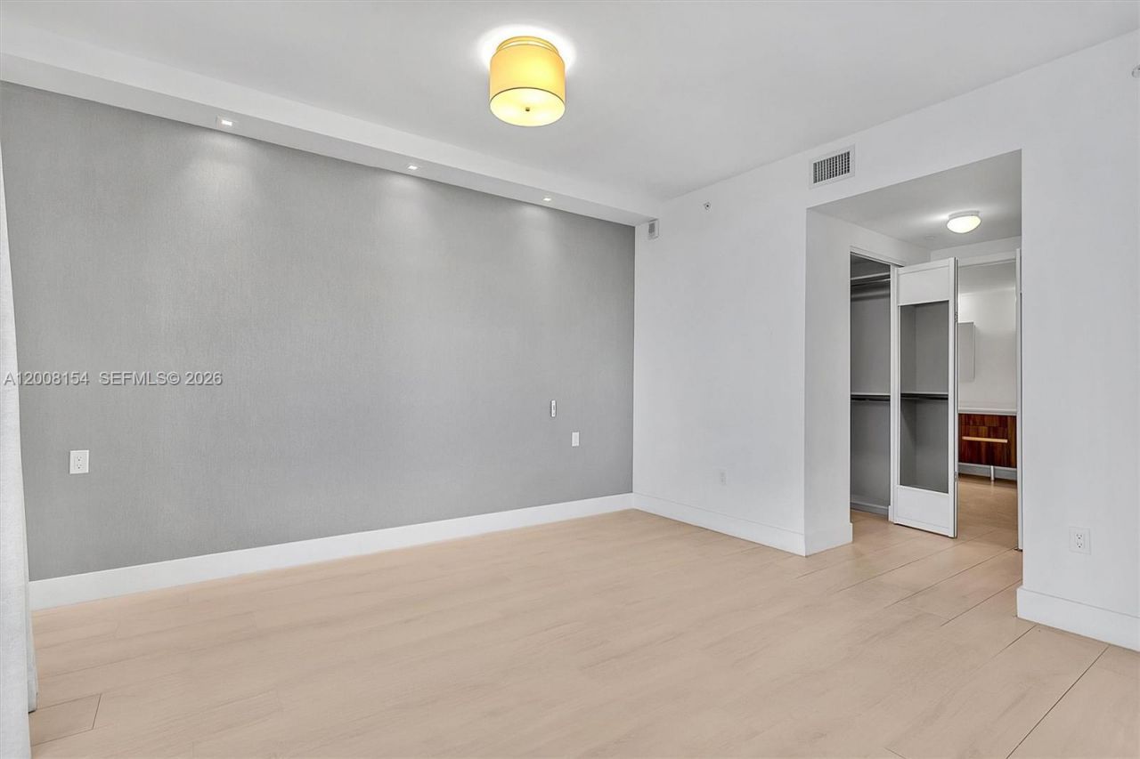 488 NE 18th St , Unit 2315, Miami, FL 33132 Photo