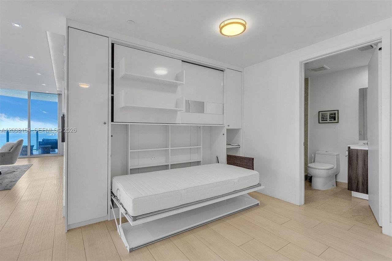 488 NE 18th St , Unit 2315, Miami, FL 33132 Photo
