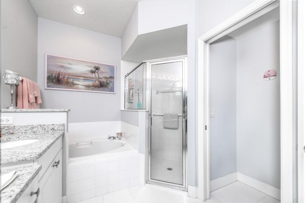 3741 NW Willow Creek Drive, Jensen Beach, FL 34957 Photo