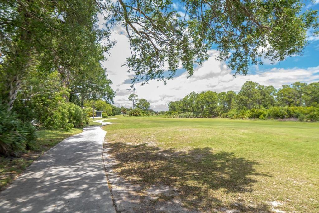 3741 NW Willow Creek Drive, Jensen Beach, FL 34957 Photo