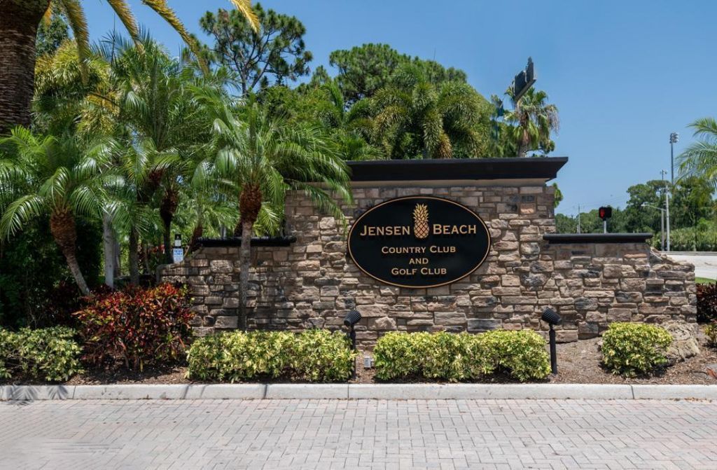 3741 NW Willow Creek Drive, Jensen Beach, FL 34957 Photo