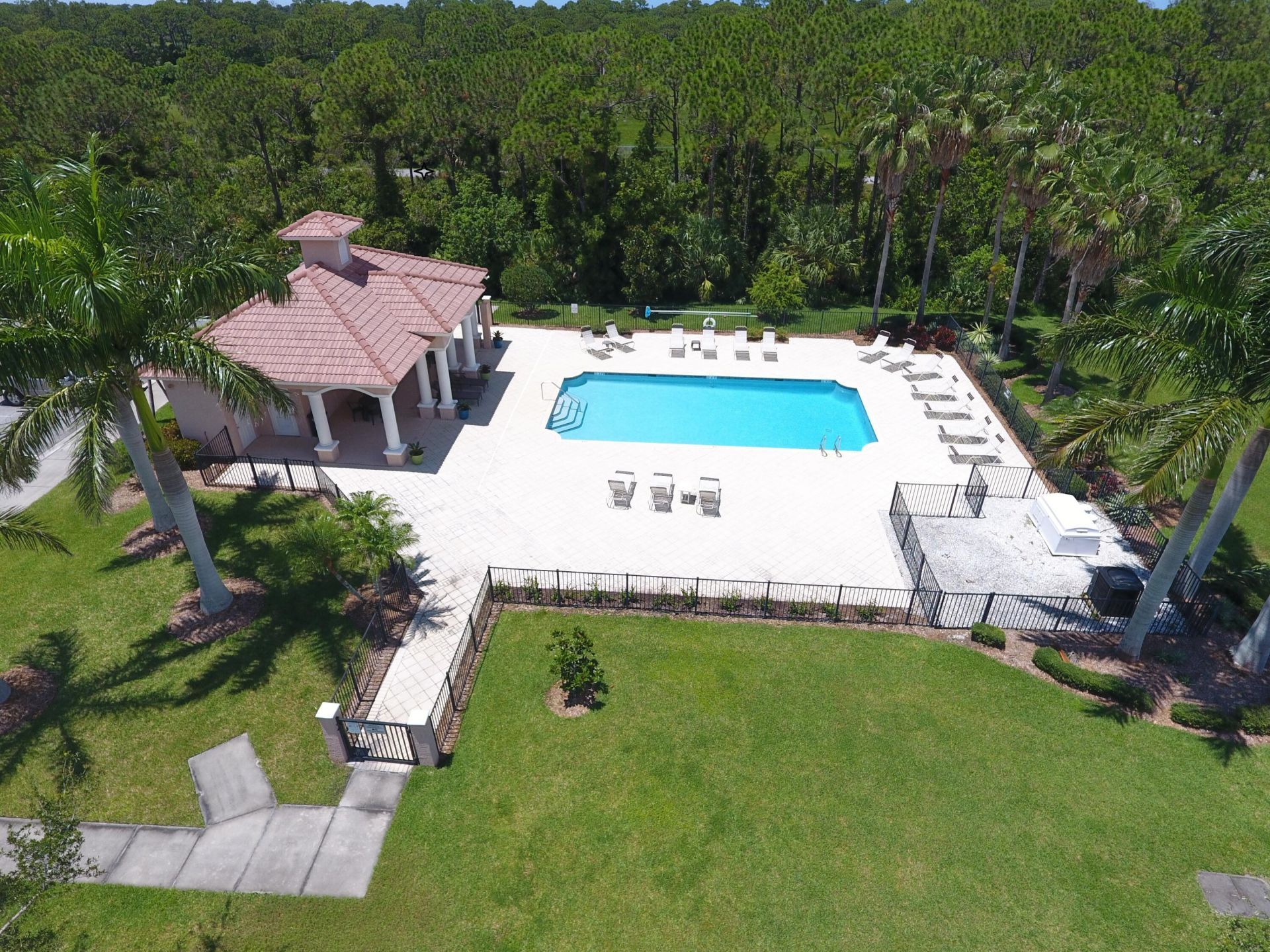 3741 NW Willow Creek Drive, Jensen Beach, FL 34957 Photo