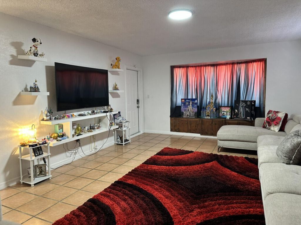 6940 Plantation Road, Plantation, FL 33317 Photo