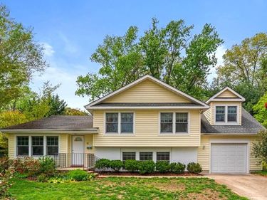 10 CAROLE COURT, SEVERNA PARK, MD 21146