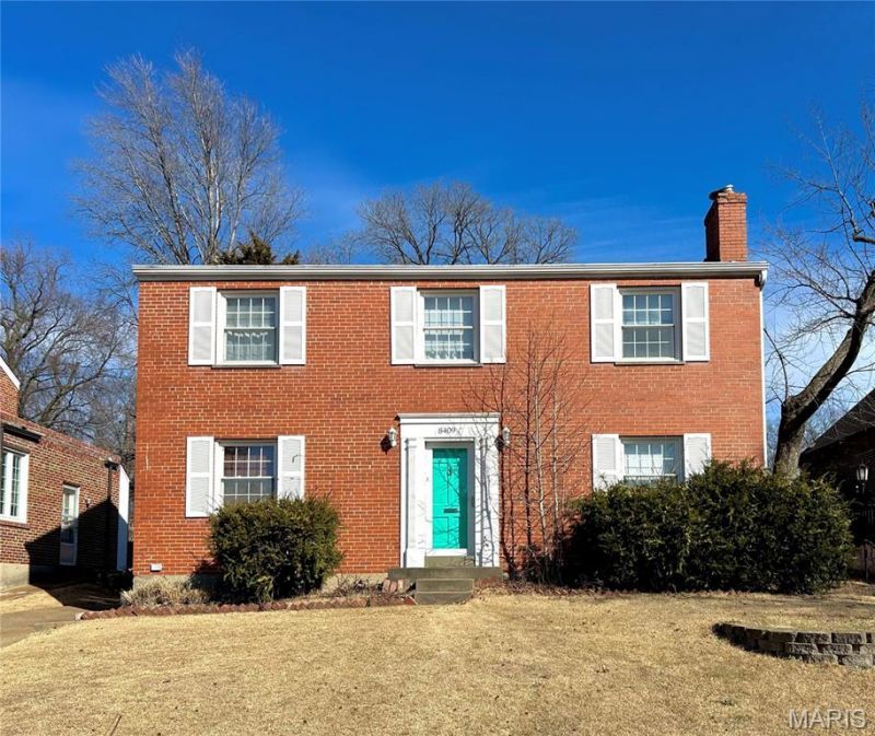 8409 Knollwood Drive , Normandy, MO 63121 Main Photo