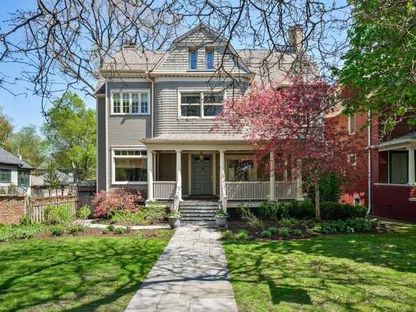 1211 Hinman Avenue , Evanston, IL 60202