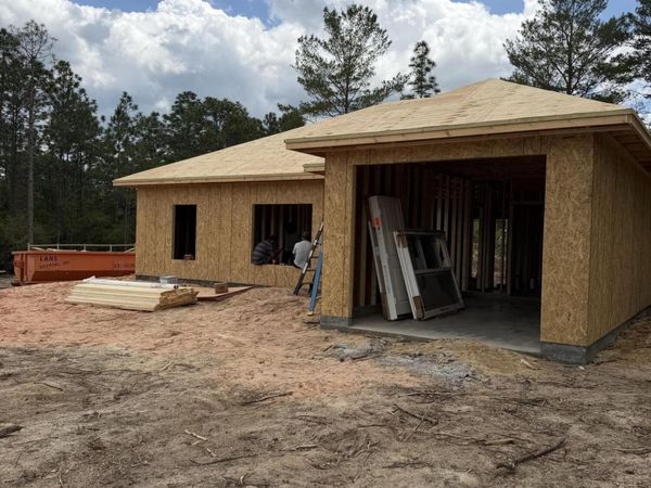 244 E Laurel Lane, DeFuniak Springs, FL 32433