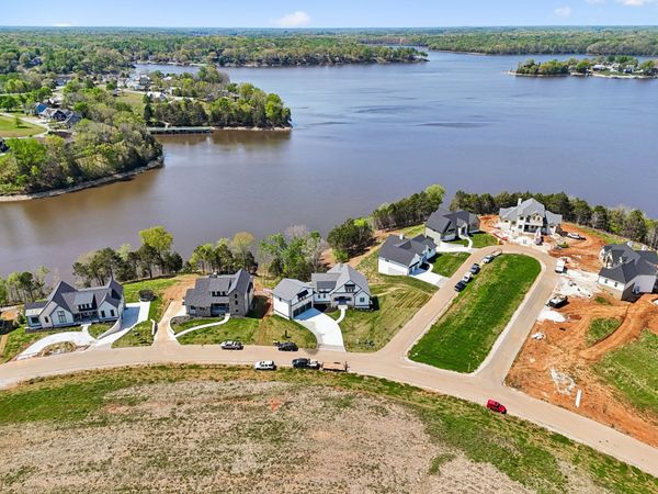 959 Fanning Bend Dr , Winchester, TN 37398