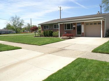 1748 Gloria Street, Westland, MI 48186