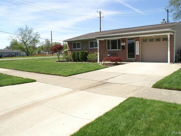 1748 Gloria Street, Westland, MI 48186