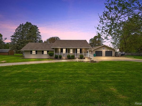 4246 S Durand Road, Vernon Vlg, MI 48429
