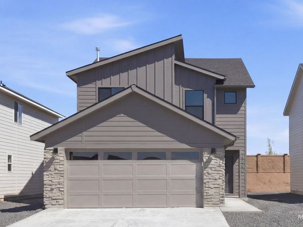 4360 N Alameda Creek Ave, Meridian, ID 83646