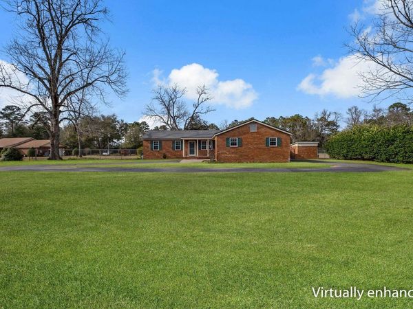 9949 Florida Georgia Highway , Havana, FL 32333