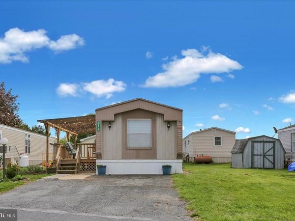 616 PALM CITY PARK , ANNVILLE, PA 17003