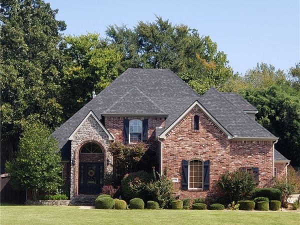 2468 Covington Park Boulevard, Fayetteville, AR 72703