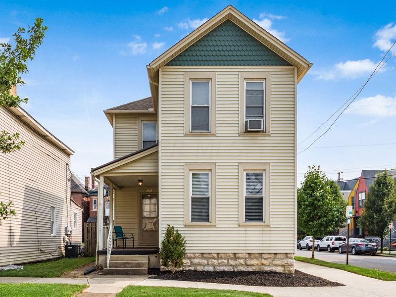121 Mcmillen Avenue , Columbus, OH 43201 Photo 1